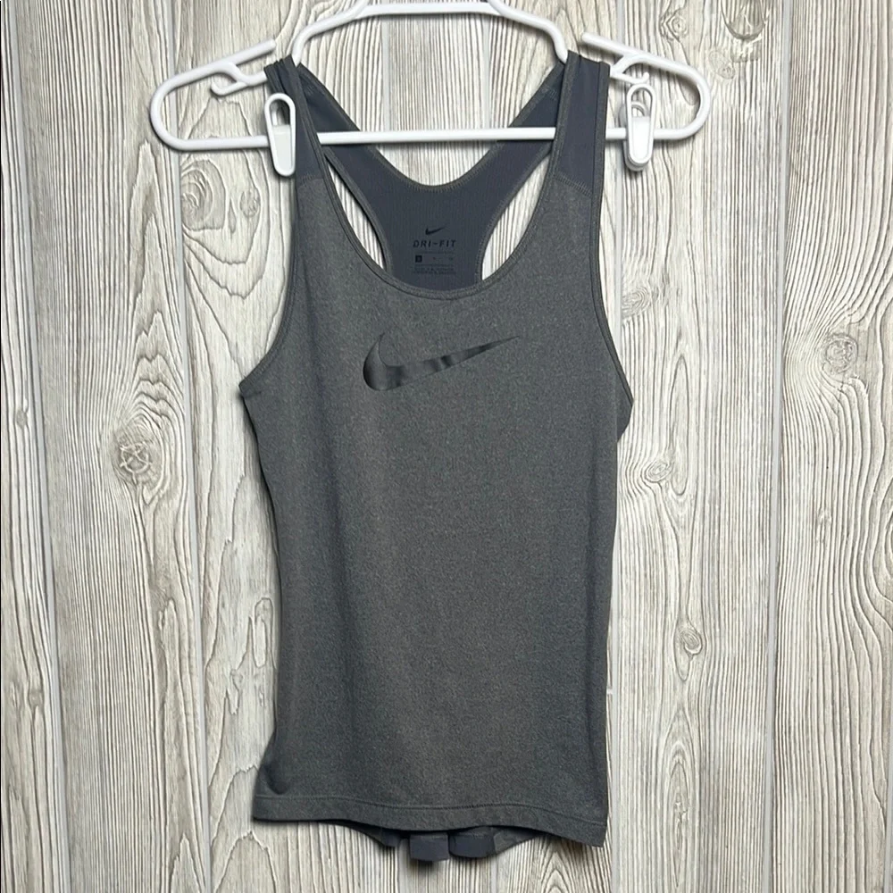 NIKE Dri Fit Grey Fitness Tank Top. Size small